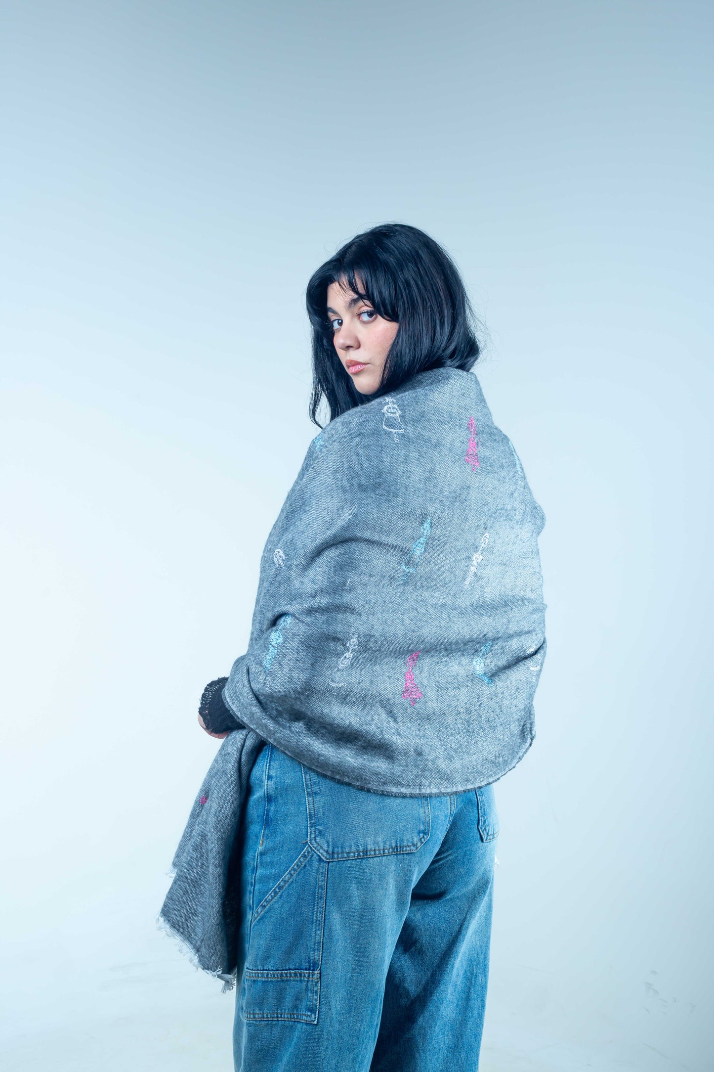 Shawl Gray